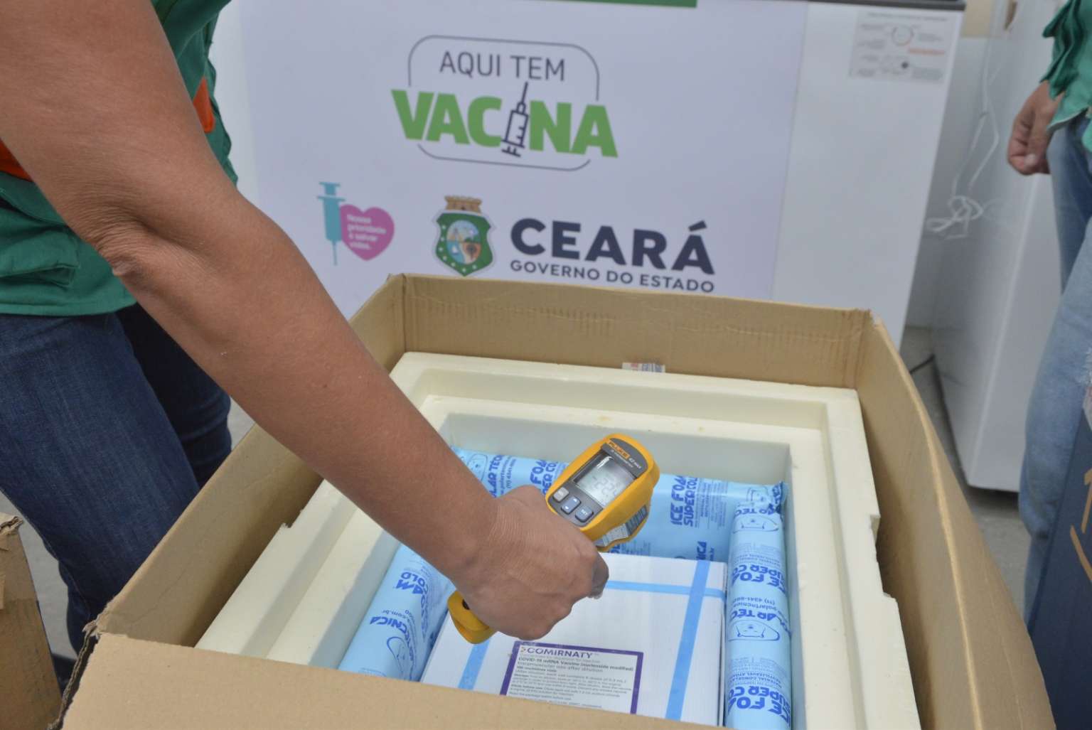 Mais Mil Doses De Vacina Chegam Ao Cear Para Aplica O De Refor O